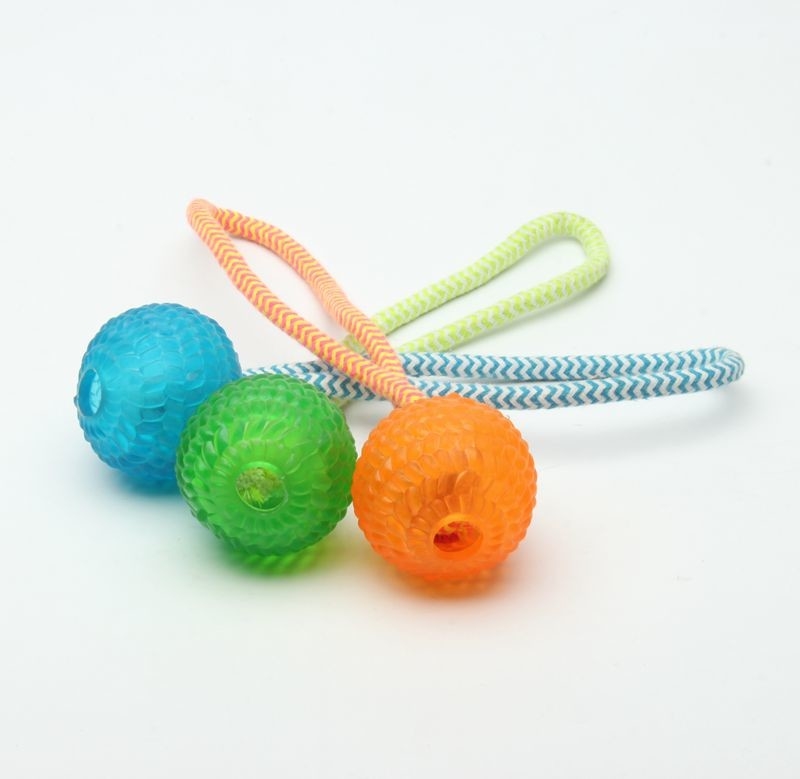 Colorful Soft Rubber Squeaky Ball With Cotton Rope Activity Dog Chew Toy Set